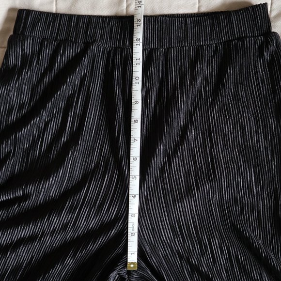 Banana Republic Black Satin Pleated Wide Leg Flowy Plisse Pant NWT - Picture 5 of 11
